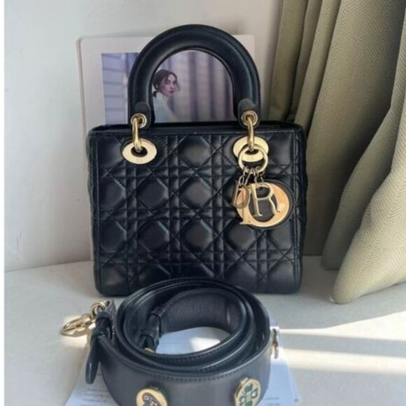 Dior Women Pre-Loved Bag Very Good Condition